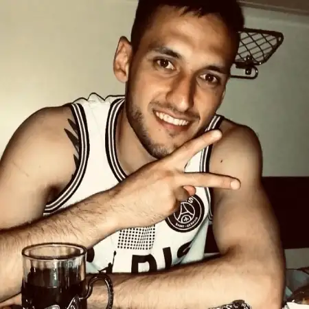 Artak, 31Polyarnye Zori, Russia 