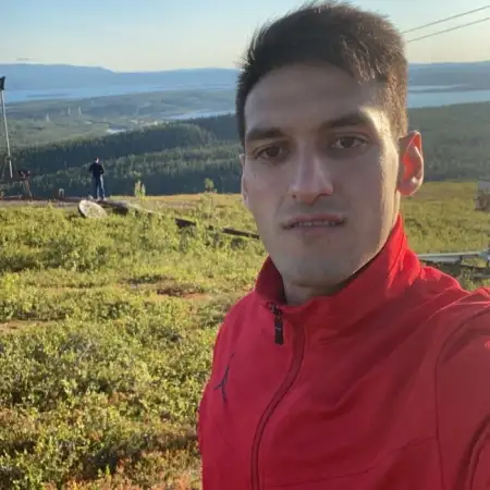 Artak, 31Polyarnye Zori, Russia