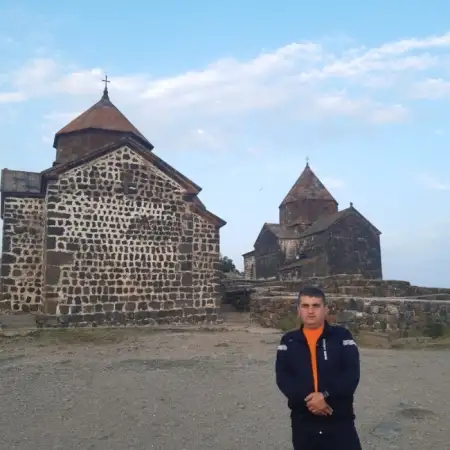 Artiom, 41Kapan, Armenia 