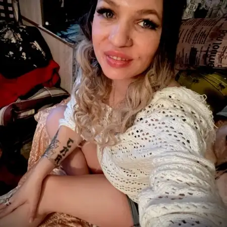 Irina, 42Moscow, Russia 