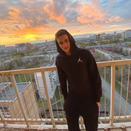 Artiom, 40Moscow, Russia 