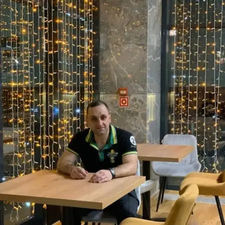 Artur, 39Samara, Russia 