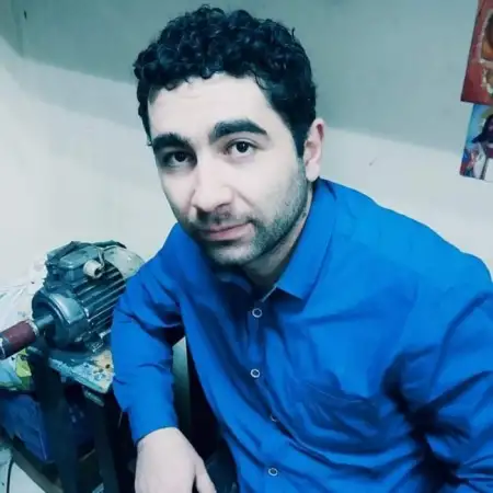 Albert, 32Russia 