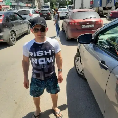Dmitriy, 36Volgograd, Russia 