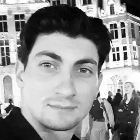 Arsen, 31Brussels, Belgium 