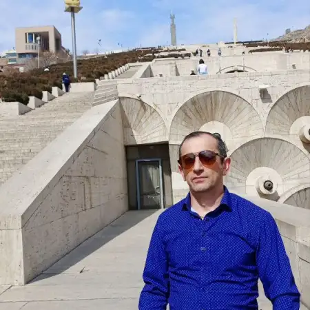Levon, 46Moscow, Russia 