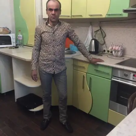 Armen, 48Moscow, Russia 