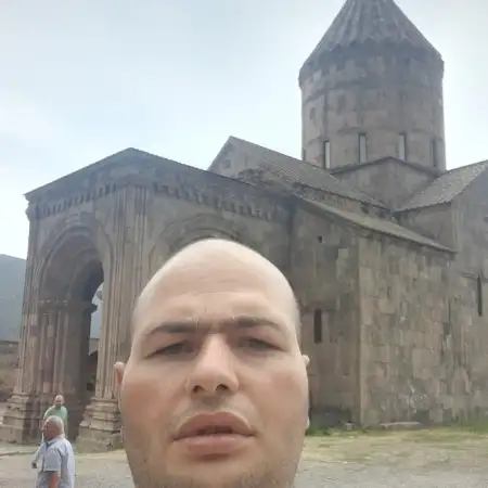 Suren, 40Yerevan, Armenia 
