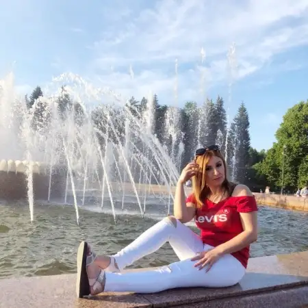 Anna, 40Saint Petersburg, Russia 