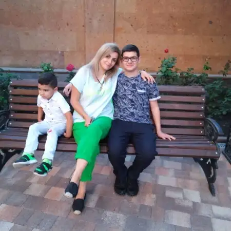 Diana, 42Stavropol, Russia 