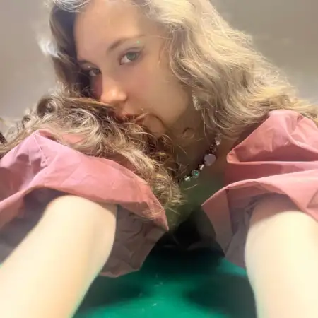 Arina, 21Moscow, Russia 