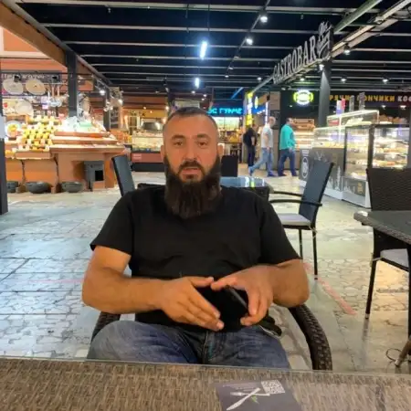 Artur, 45Moscow, Russia 