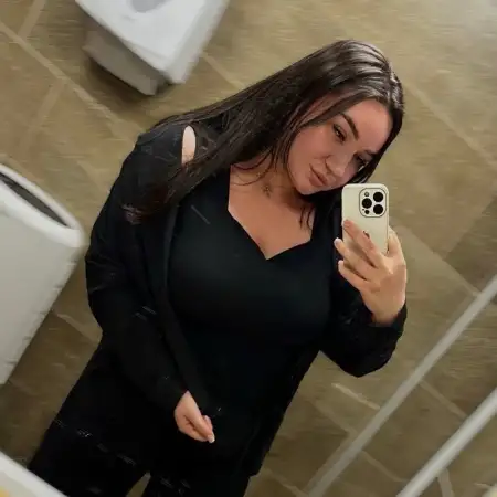Anna, 28Murmansk, Russia 