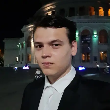 Viktor, 24Yerevan, Armenia 