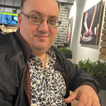 Oleg, 45Moscow, Russia 