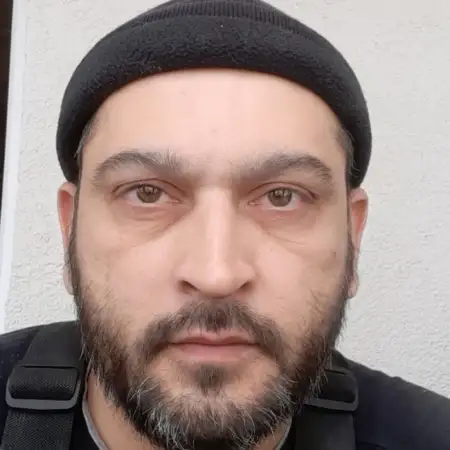Artur, 46Saratov, Russia 