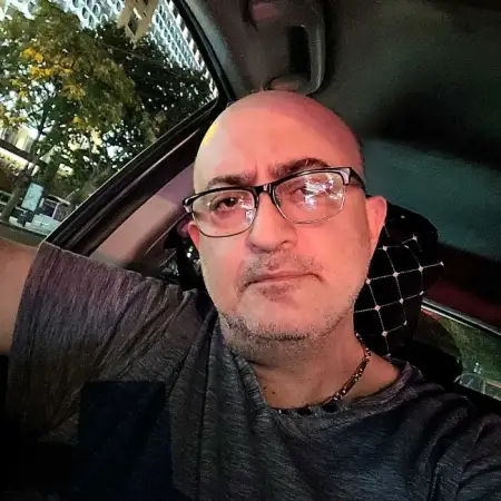 Artur, 53Togliatti, Russia 