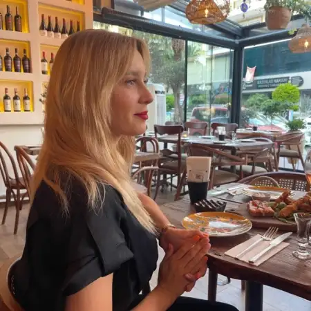 Aleksandra, 33Moscow, Russia 