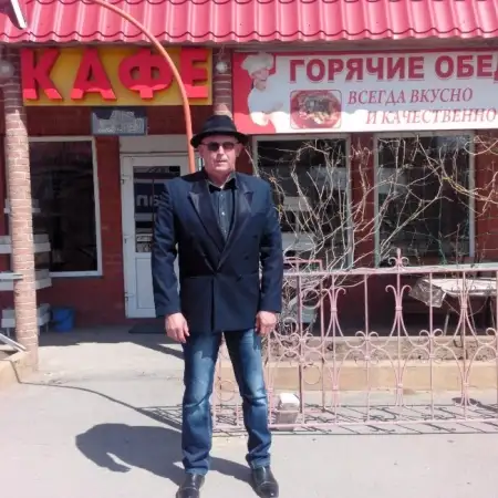 Markus, 47Kamyshin, Russia 