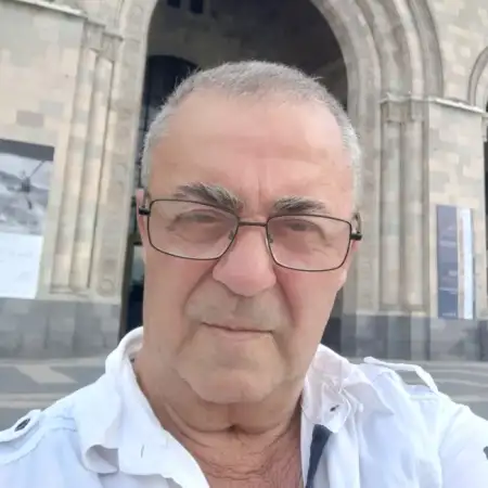 Samvel, 68Yerevan, Armenia 