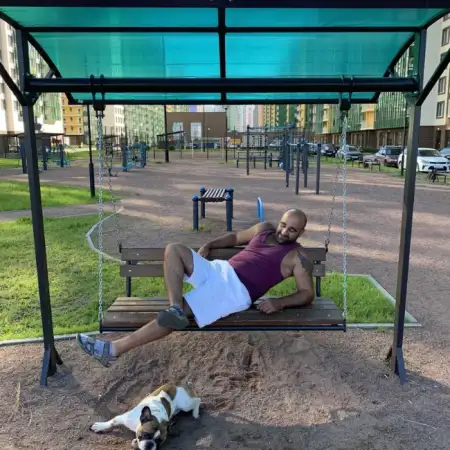 Arsen, 40Saint Petersburg, Russia 