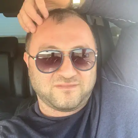 Albert, 44Saratov, Russia 