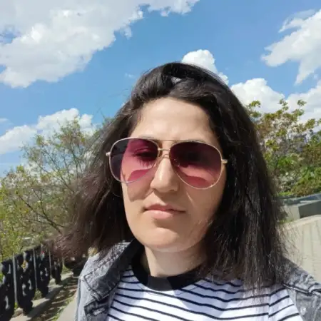 Anna, 28Moscow, Russia 