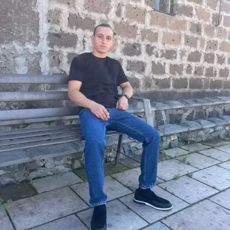 Garik, 26Yerevan, Armenia 