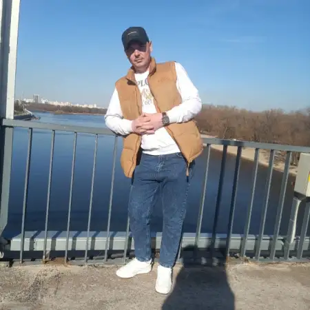 Denis, 36Moscow, Russia 
