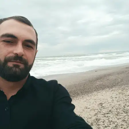Samvel, 33Yerevan, Armenia 