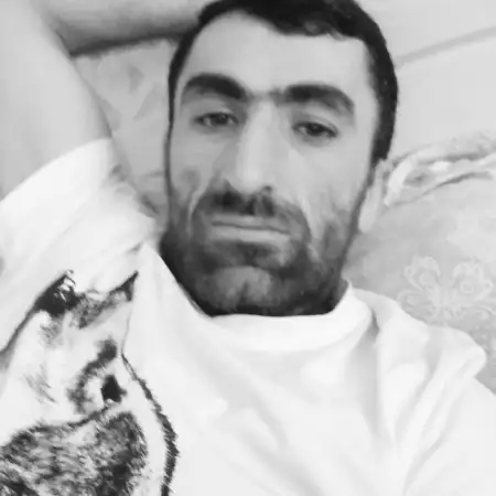 Vahe, 36Russia 