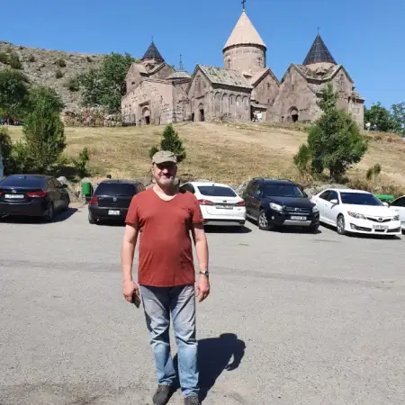 vartan, 66Moscow, Russia 