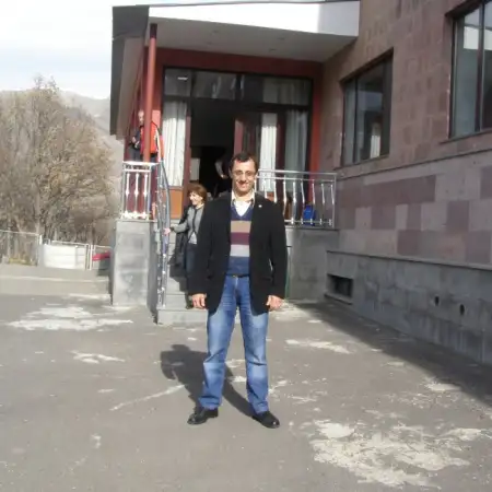 Levon, 39Yerevan, Armenia 