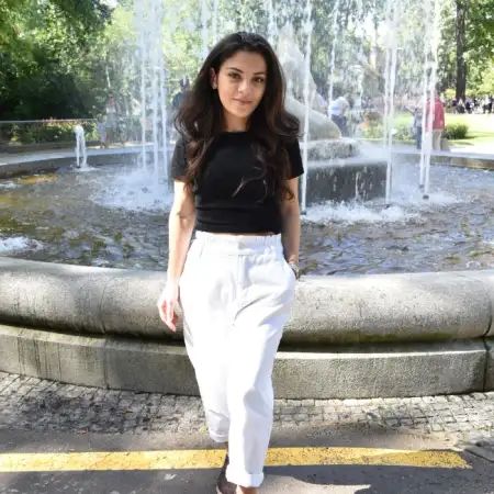Emma, 26Berlin, Germany 
