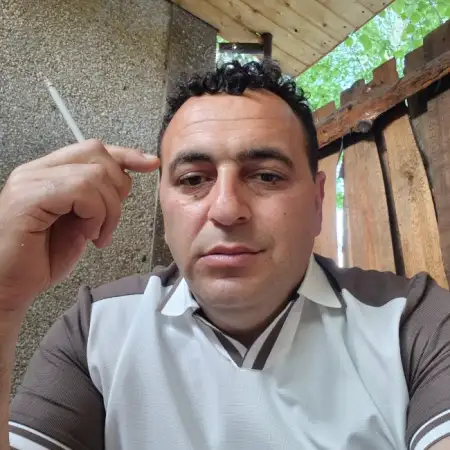 DERENIK, 41Yerevan, Armenia 