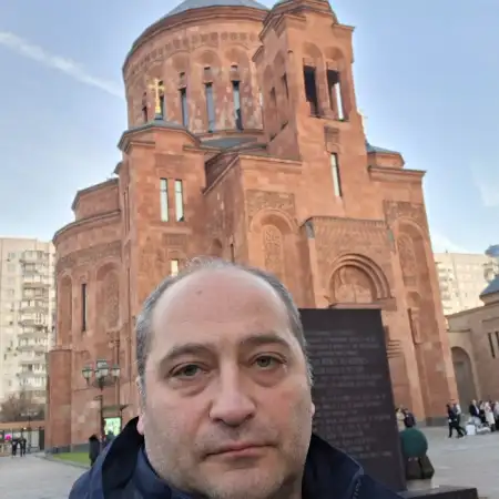 Hrach, 46Russia 