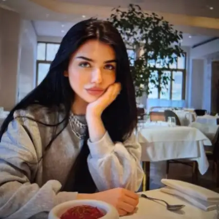 Anna, 30Armenia 