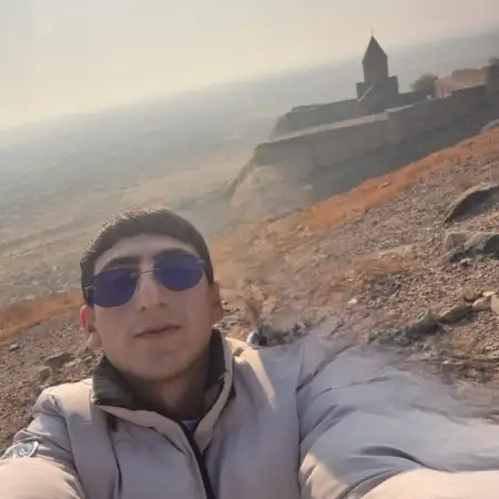 Sargis, 19Yerevan, Armenia 