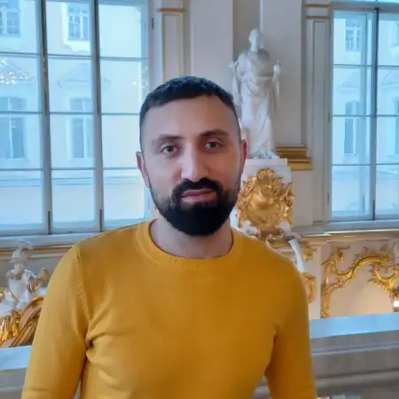 Samvel, 38Yerevan, Armenia 