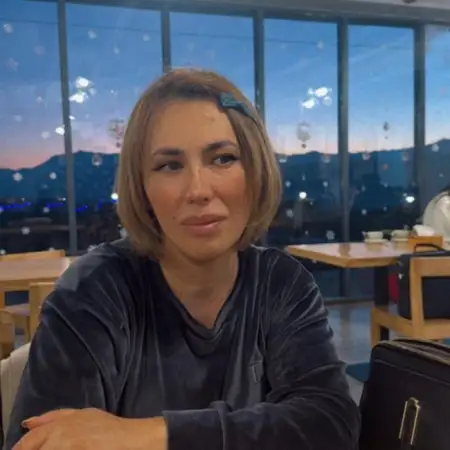 Anna, 47Yerevan, Armenia 