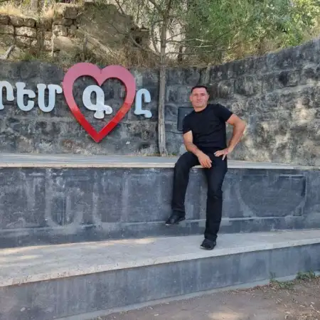 Artak, 38 Yerevan, Armenia