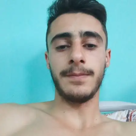 Ashot, 22Gyumri, Armenia 