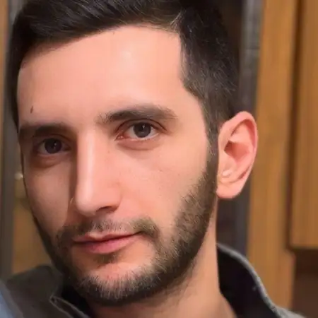 Vlad, 29Yerevan, Armenia 