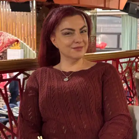 Anna, 48Yerevan, Armenia 