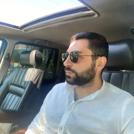 Tigran, 33Moscow, Russia 