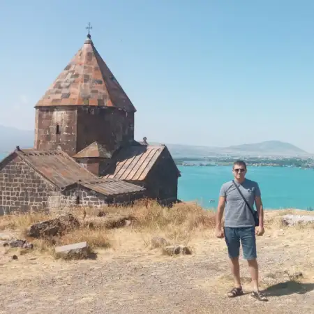 Arman, 47 Russia