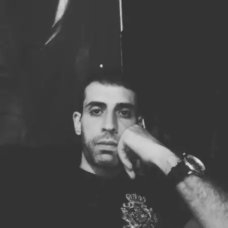 Ero, 36Armenia