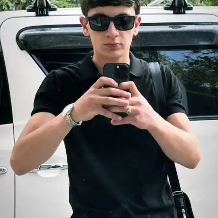 Aram, 25Yerevan, Armenia