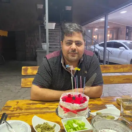 Hovik, 41Yerevan, Armenia 