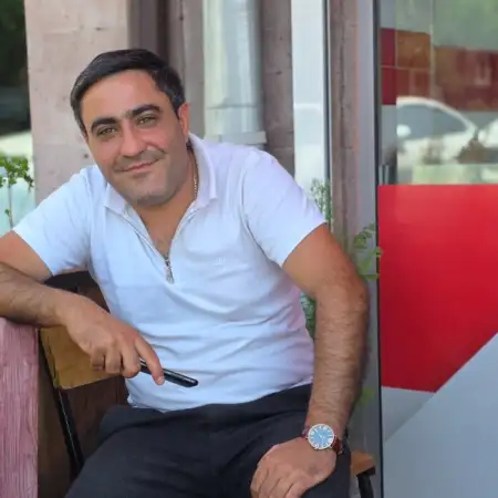 Hachatur, 35Yerevan, Armenia 